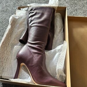 Steve Madden over the knee womens boots sz 8 nwt